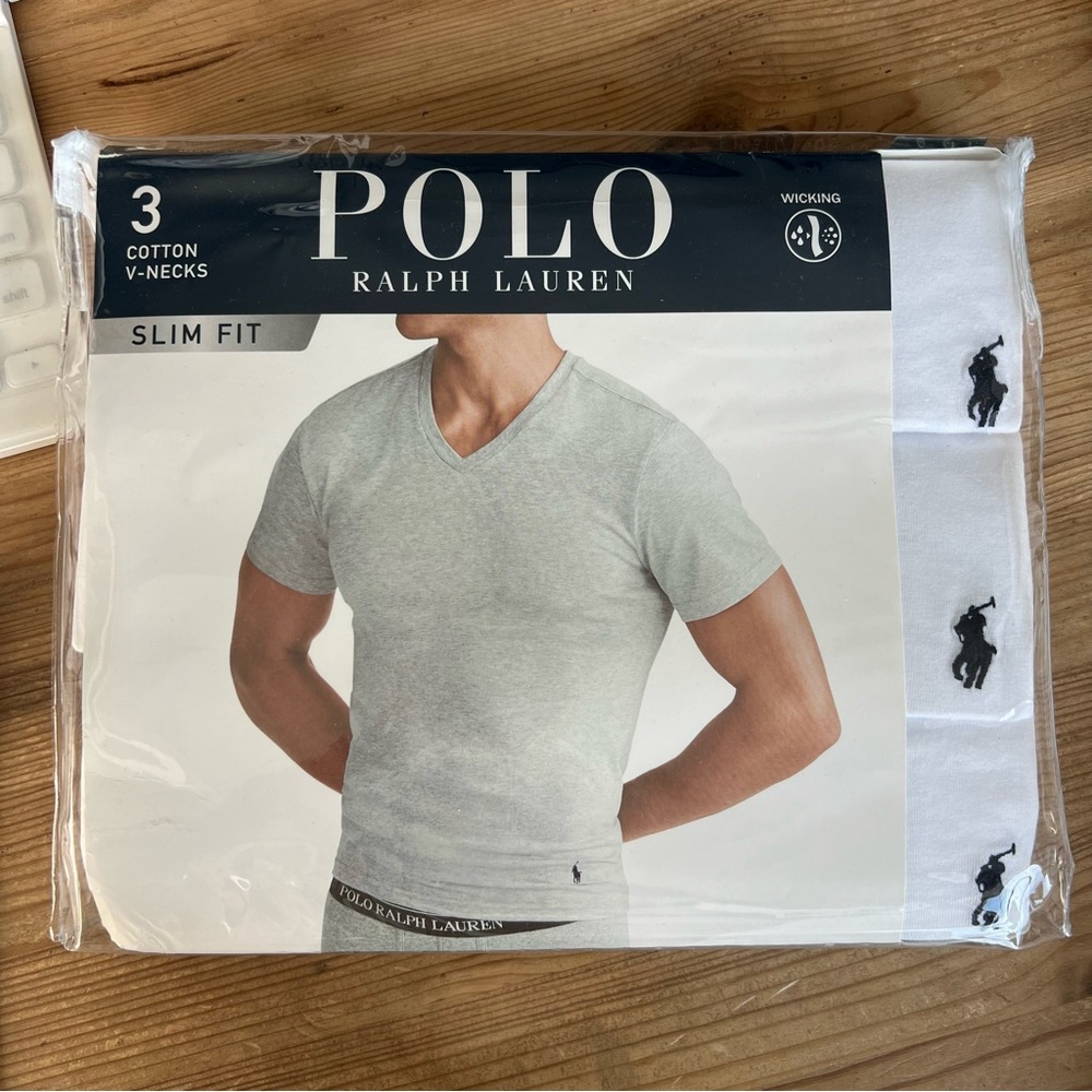 Polo Men’s Cotton V-Necks T-Shirts Slim Fit (Size S)